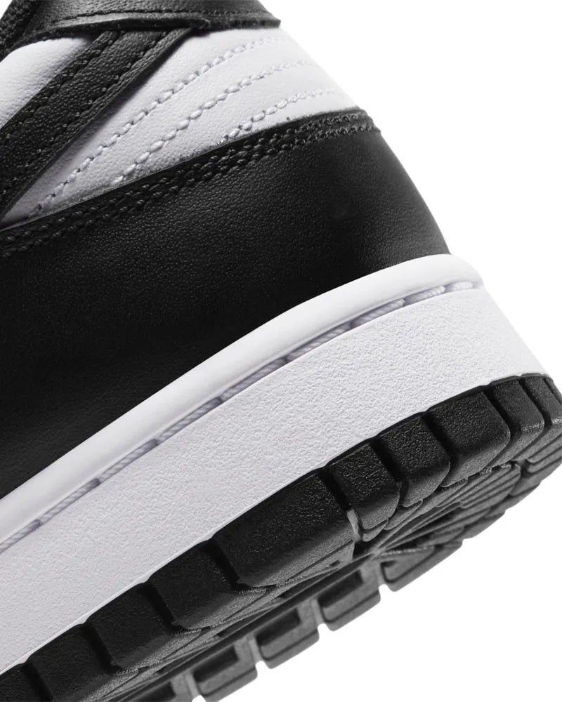 Nike Dunk Low Panda