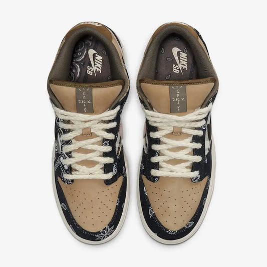 SB Dunk Low - Travis Scott